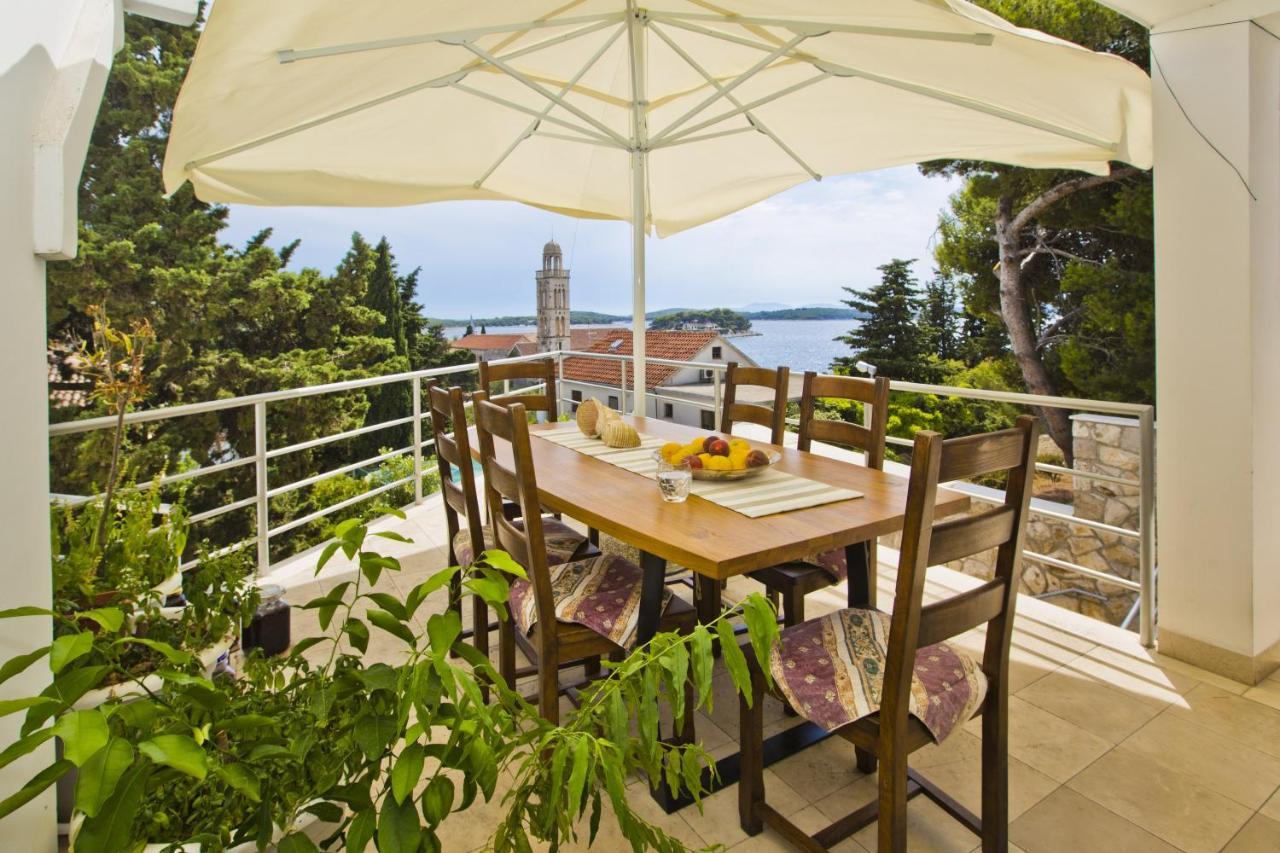 Ferienwohnung Castle Stambuk Hvar Town Exterior foto