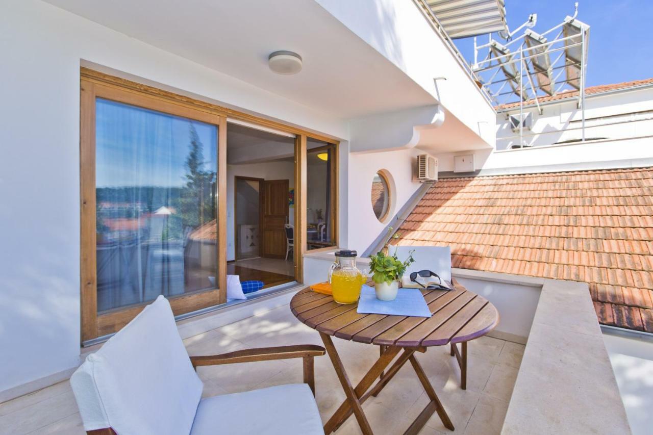 Ferienwohnung Castle Stambuk Hvar Town Exterior foto
